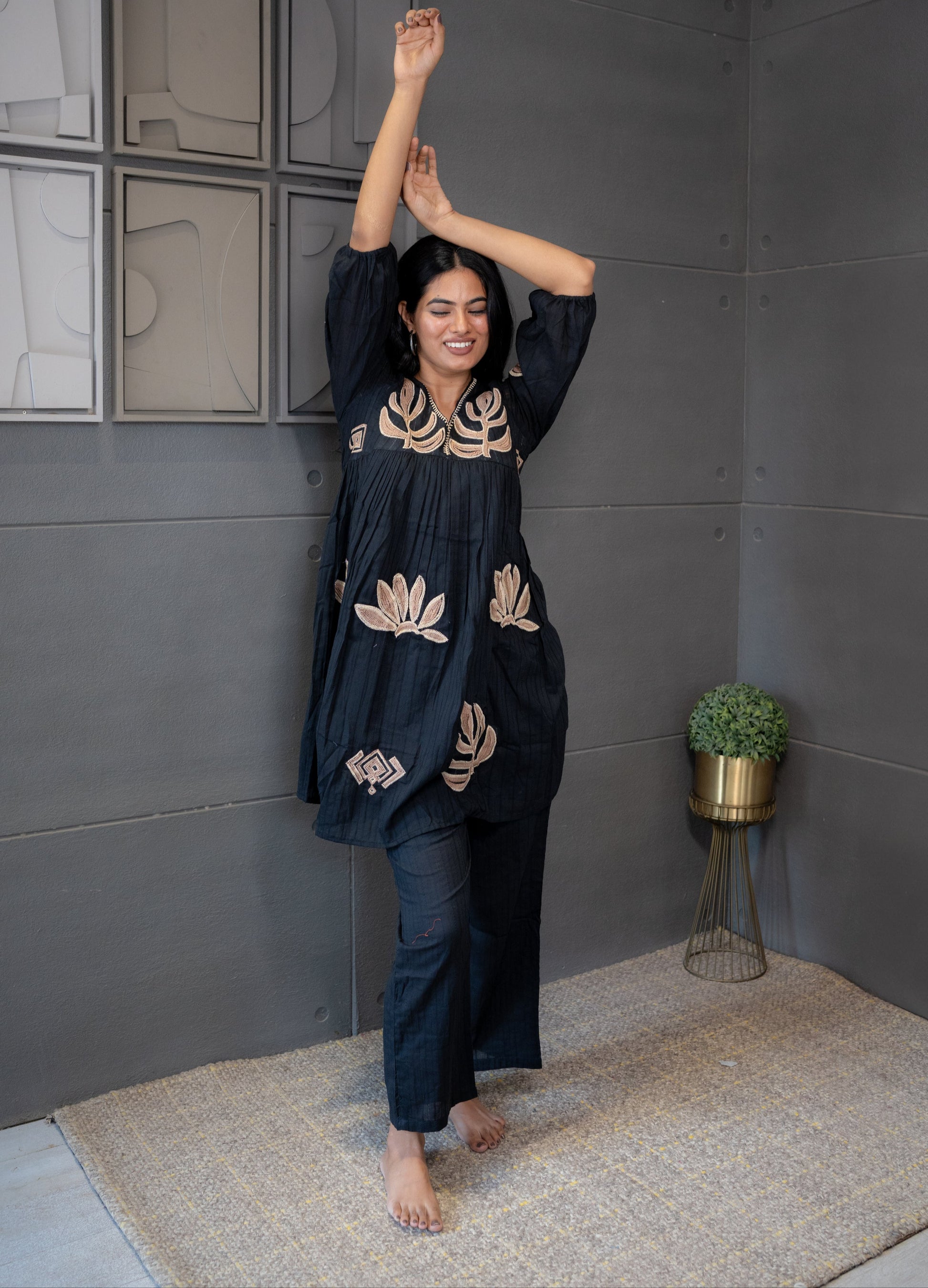 Elegant Beige Mul Cotton Co-Ord Set – Tanauri