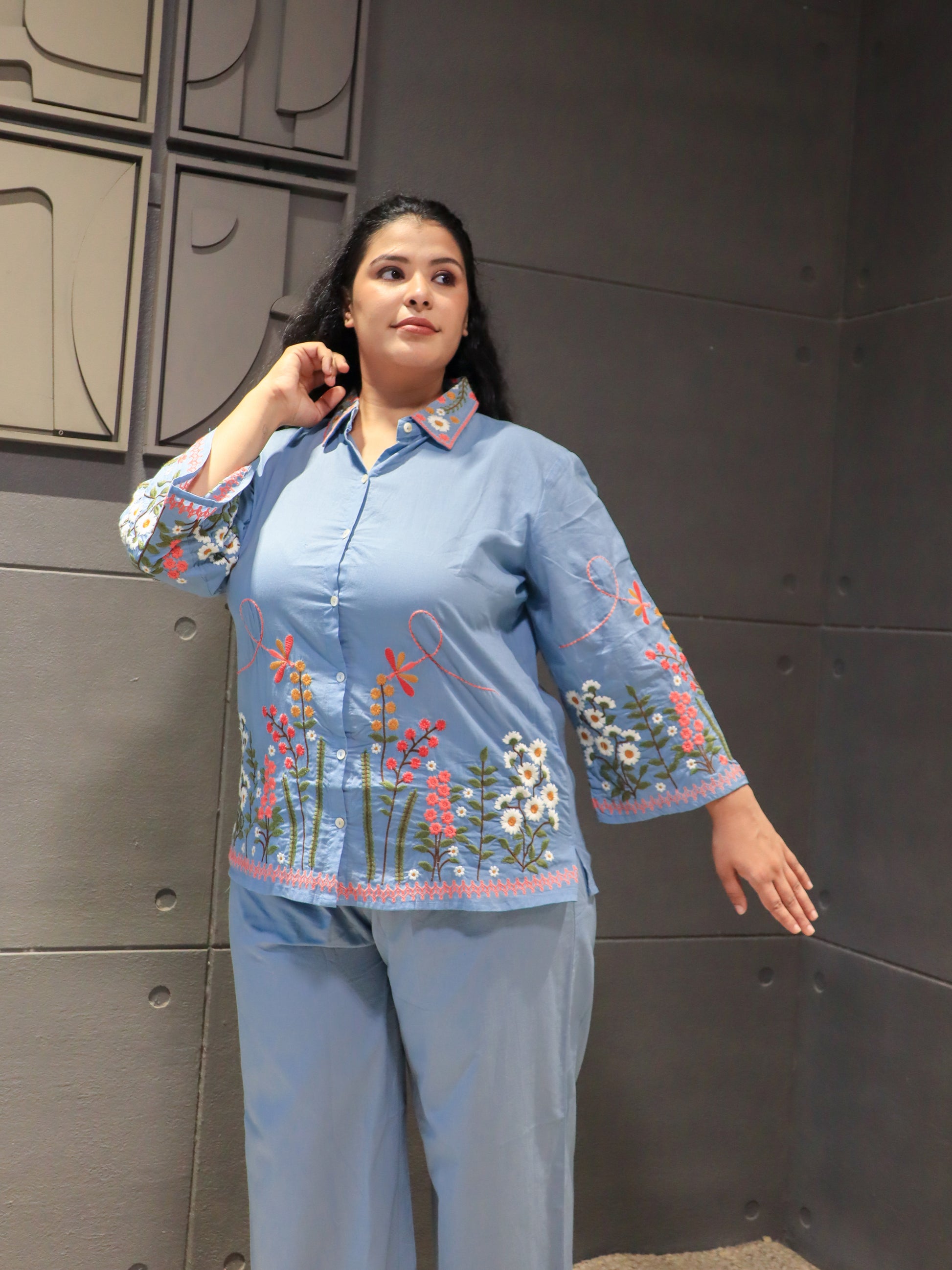 Back view of light blue embroidered cotton co-ord set – Floranza by Tanauri.
