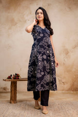 Back design of black A-line kurta with floral sketch print – Tanauri Midnight Floral Kurta