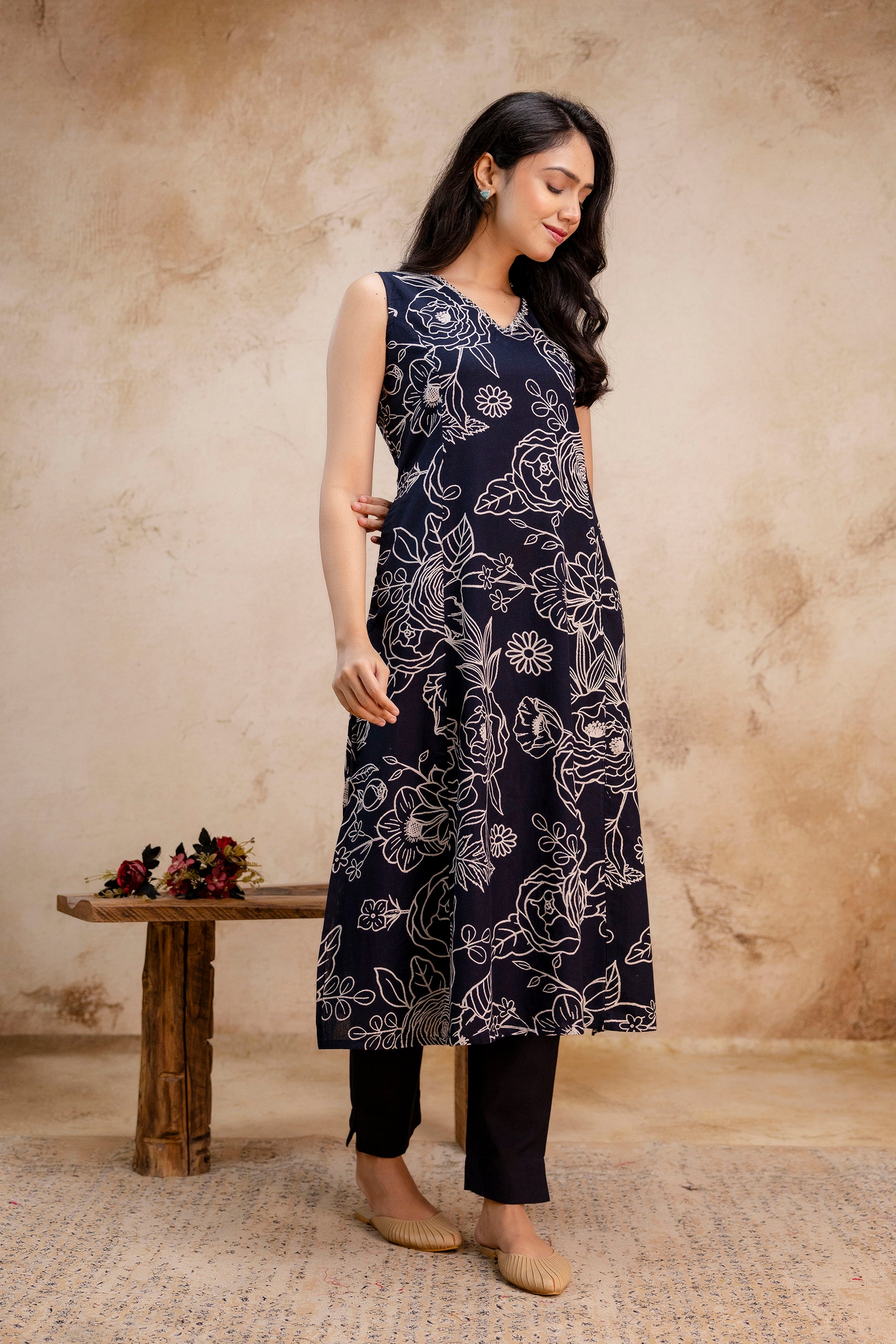 Premium cotton-blend fabric with ivory floral linework print – Midnight Floral Kurta Set by Tanauri.