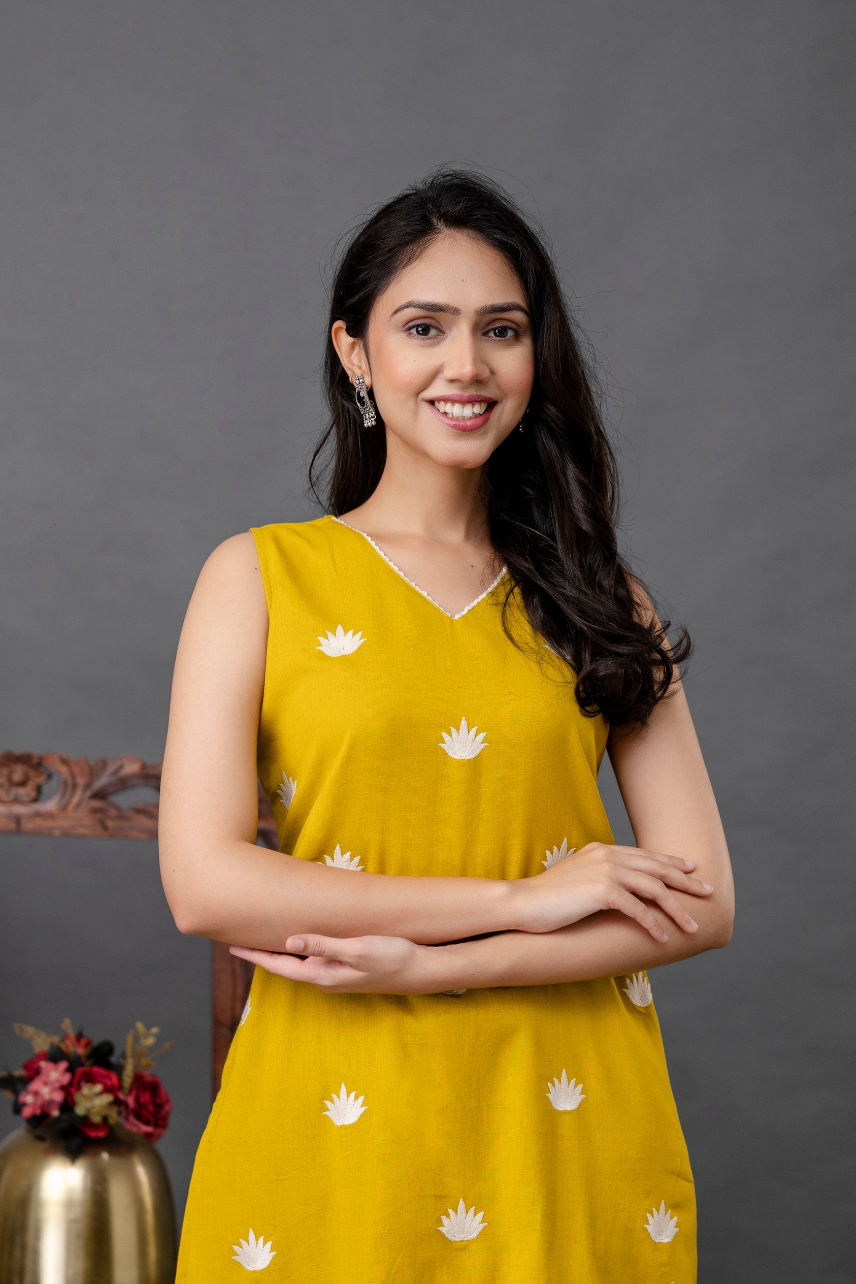 Straight-cut mustard cotton kurta with V-neckline and white embroidery – Tanauri Mustard Lotus Set.
