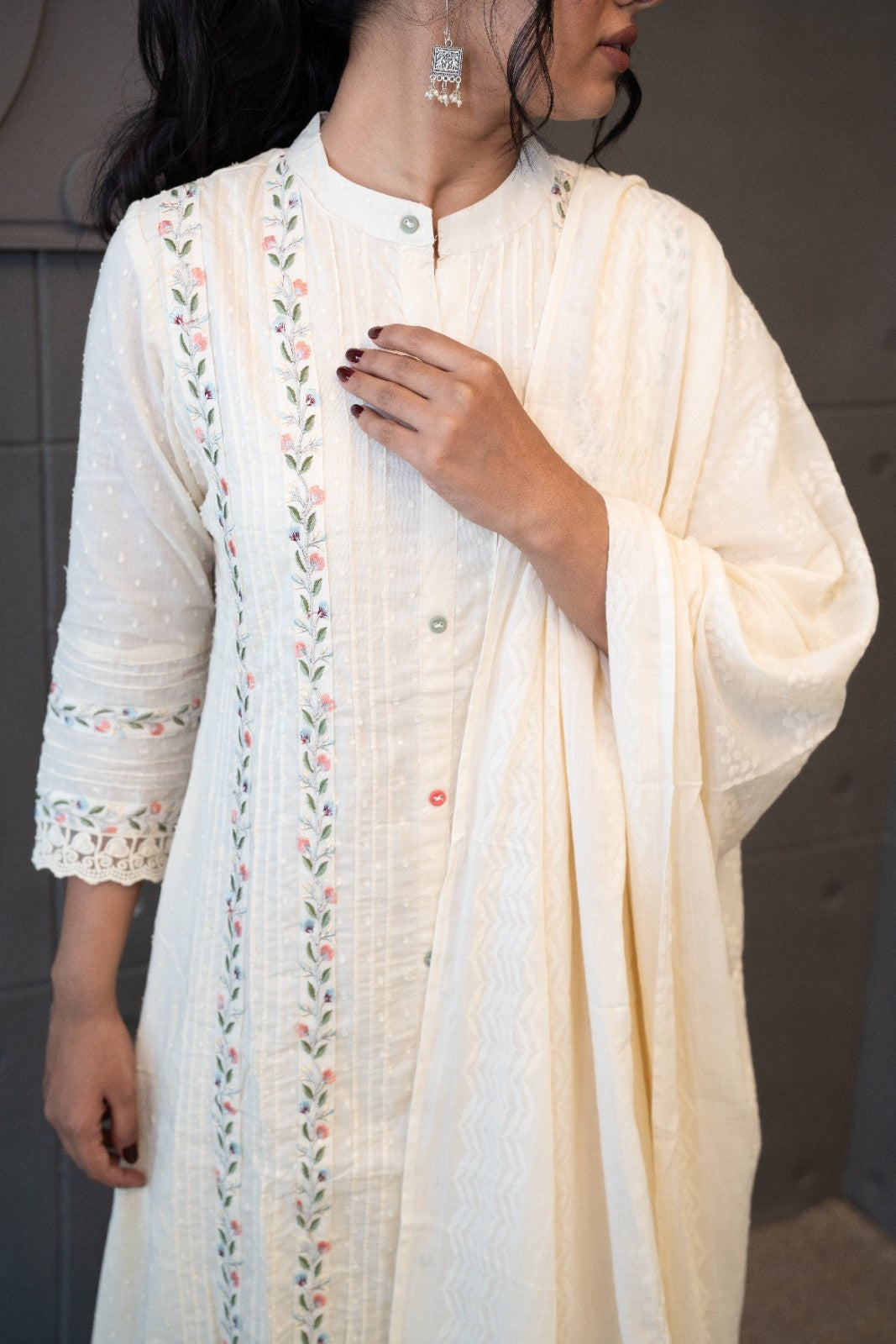 Tanauri Moon Dew Dupatta Set: Elegant white cotton ethnic wear set with embroidered kurti and matching dupatta. Perfect Indian casual outfit