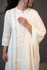Tanauri Moon Dew Dupatta Set: Elegant white cotton ethnic wear set with embroidered kurti and matching dupatta. Perfect Indian casual outfit