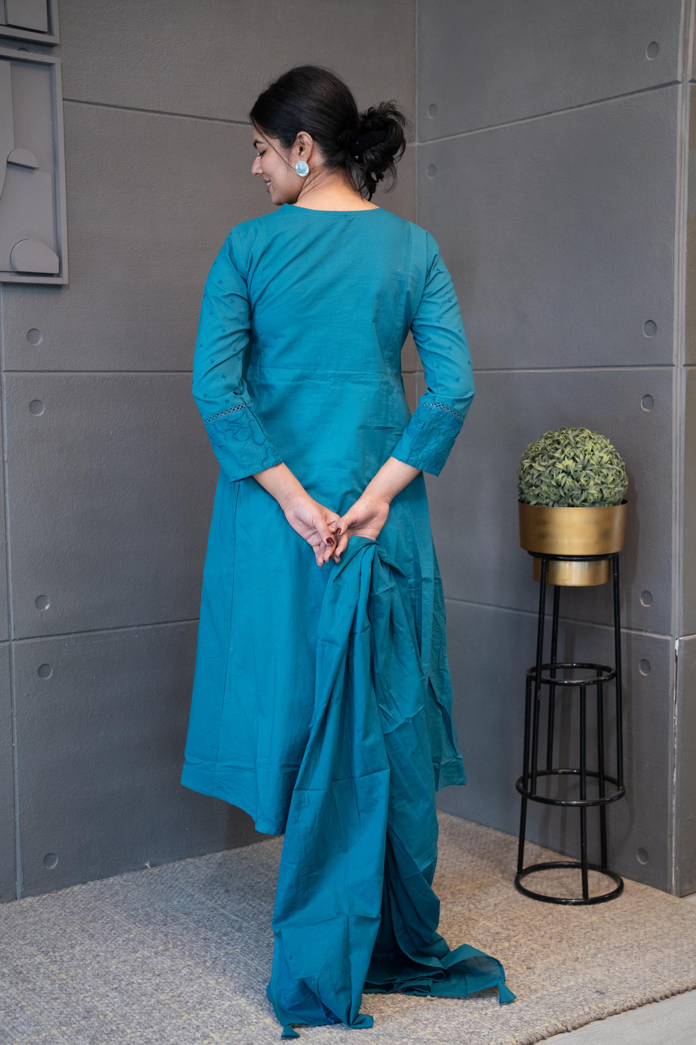 Tanauri Blue Oasis Dupatta Set: Elegant blue cotton ethnic wear set with embroidered kurti and matching dupatta. Perfect Indian casual outfit