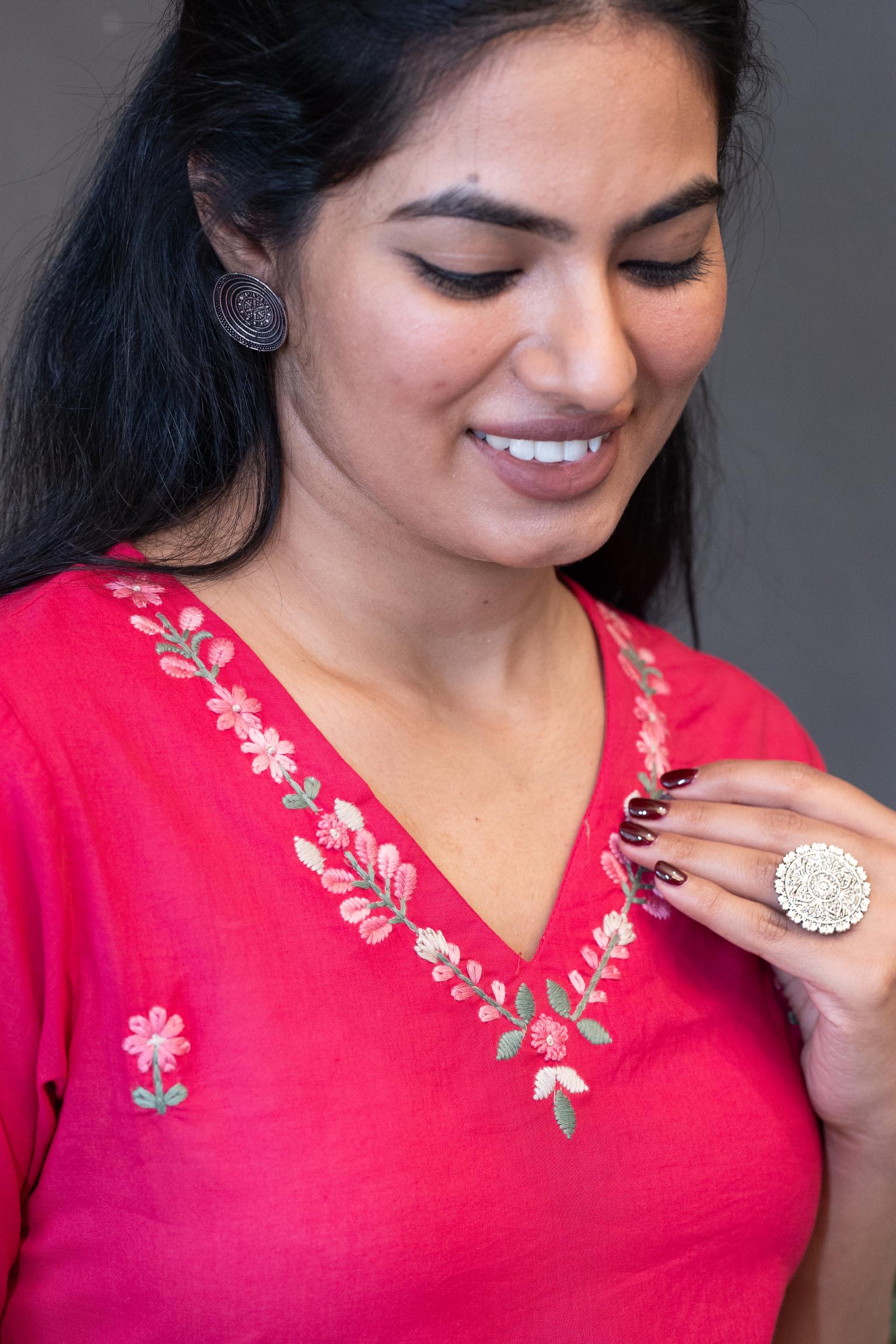 Noori Dupatta Set by Tanauri: Pink cotton three-piece suit with embroidered V-neckline and matching textured dupatta
