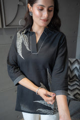 Black Leaf Top