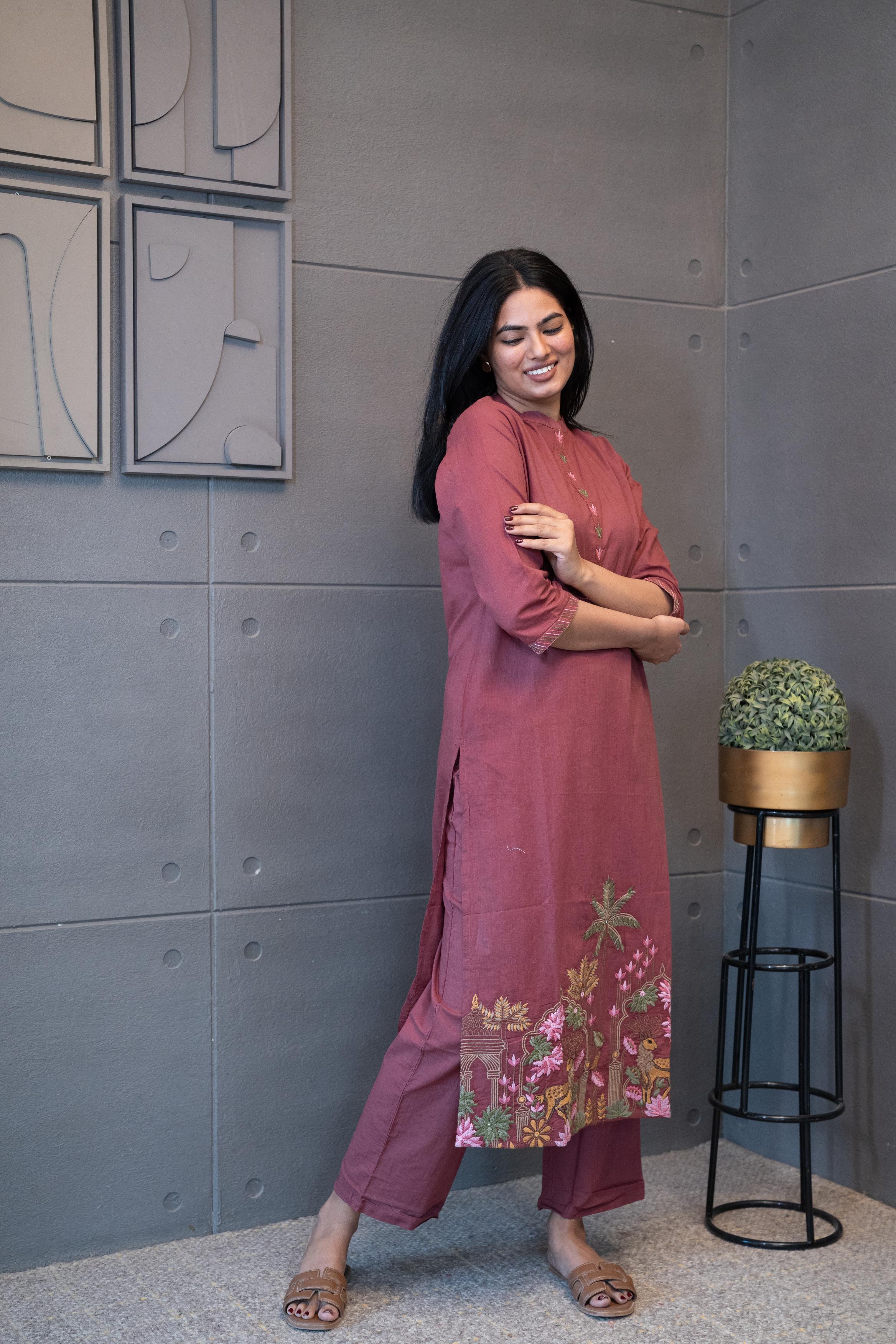 Texture shot of the soft, breathable cotton fabric of the Tanauri Mauve Deer Delight Kurta Set