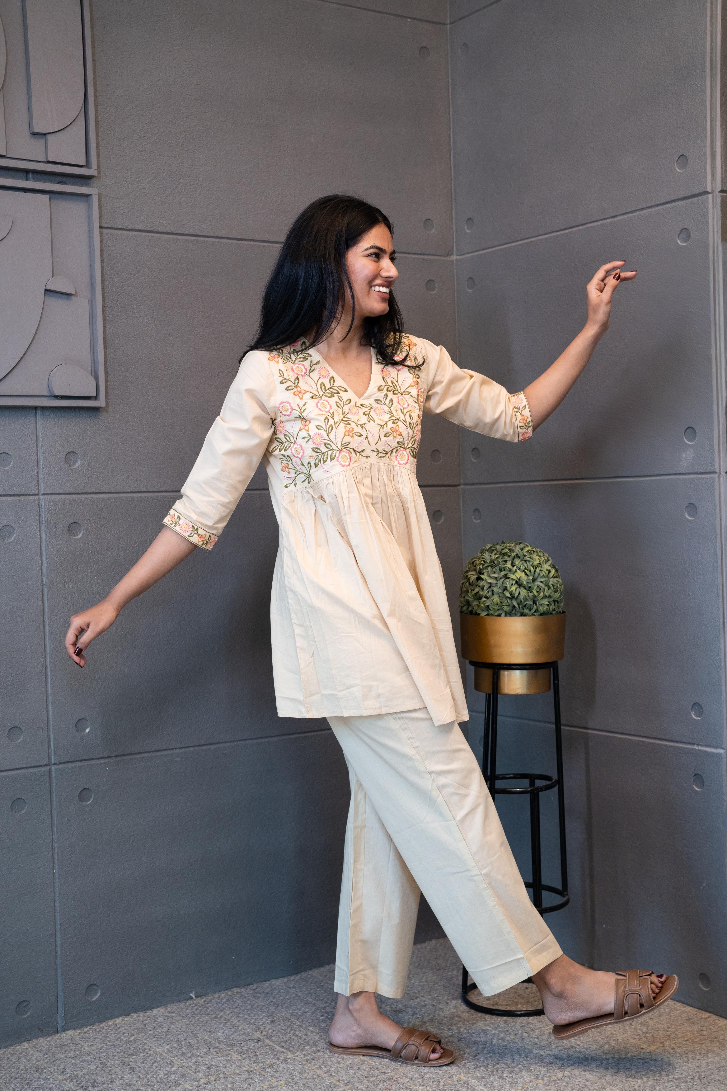 Floral multicolour embroidery details on cream cotton fabric – Tanauri Coral Ease Co-Ord Set.