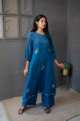 Indrani Kurta Set – Deep Blue Floral Embroidered Cotton by Tanauri