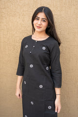 Noir Blossom Kurta Set