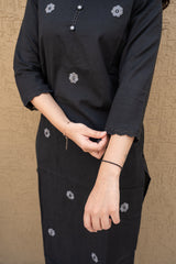 Noir Blossom Kurta Set