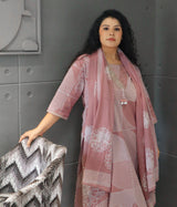 Mauve printed cotton kurta set with white floral and geometric prints – Nayab Dupatta Set (Big Size).
