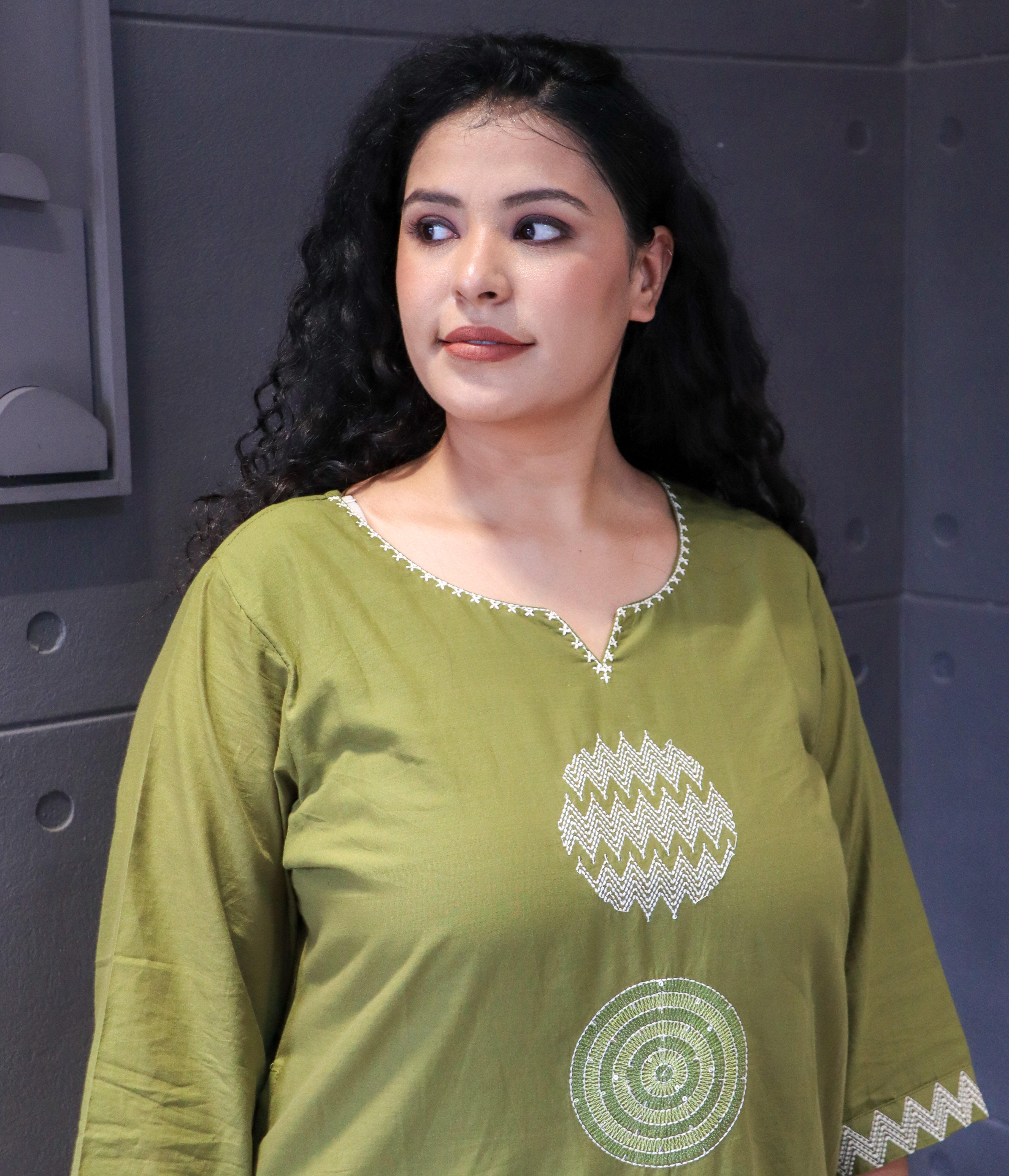 Olivia Dupatta Set – olive green embroidered cotton kurta with dupatta by Tanauri.