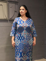 Tanauri Jarokha Kurta Set – handcrafted navy blue ethnic printed cotton kurta and dupatta ensemble.