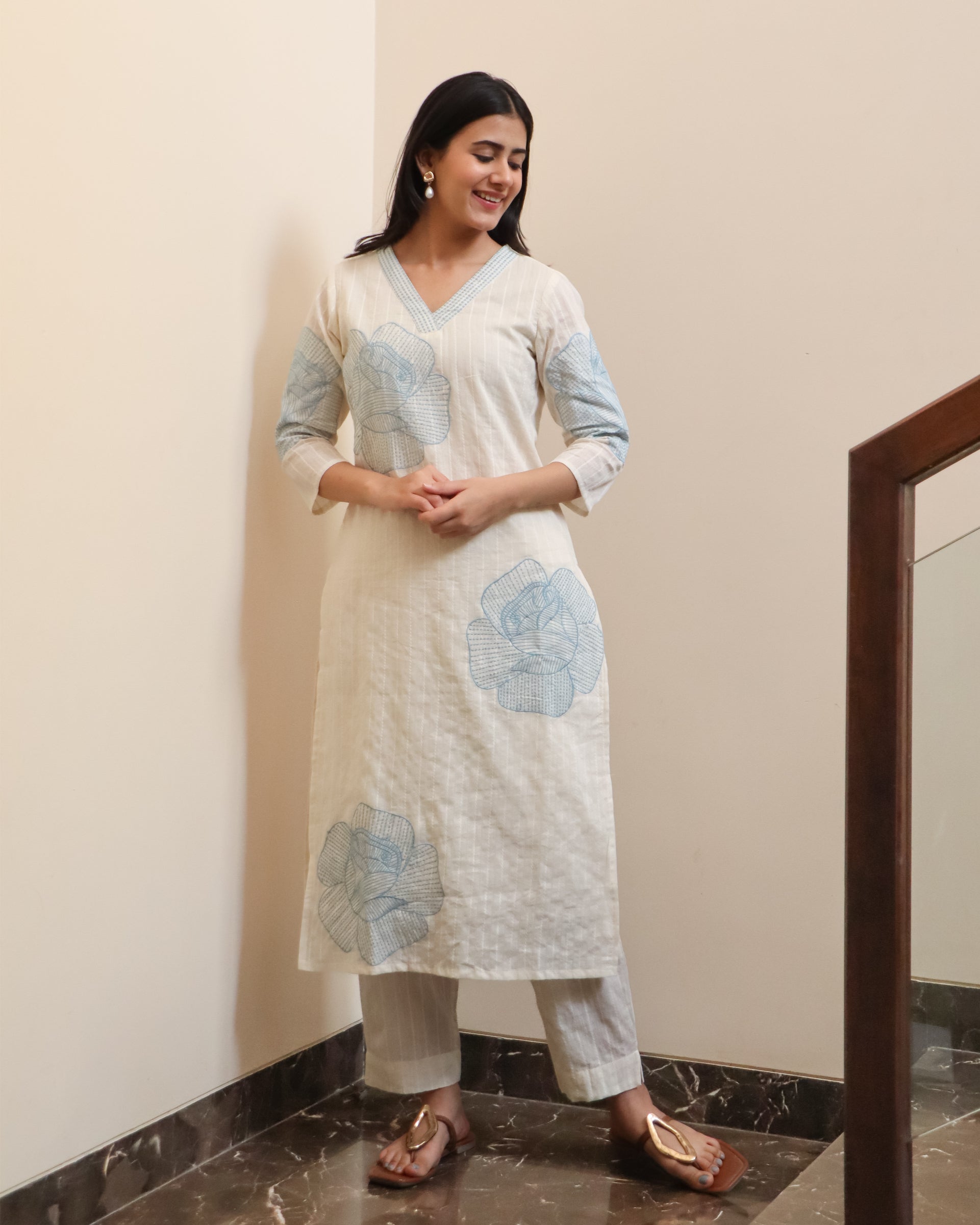 Blue Thread Kurta Set