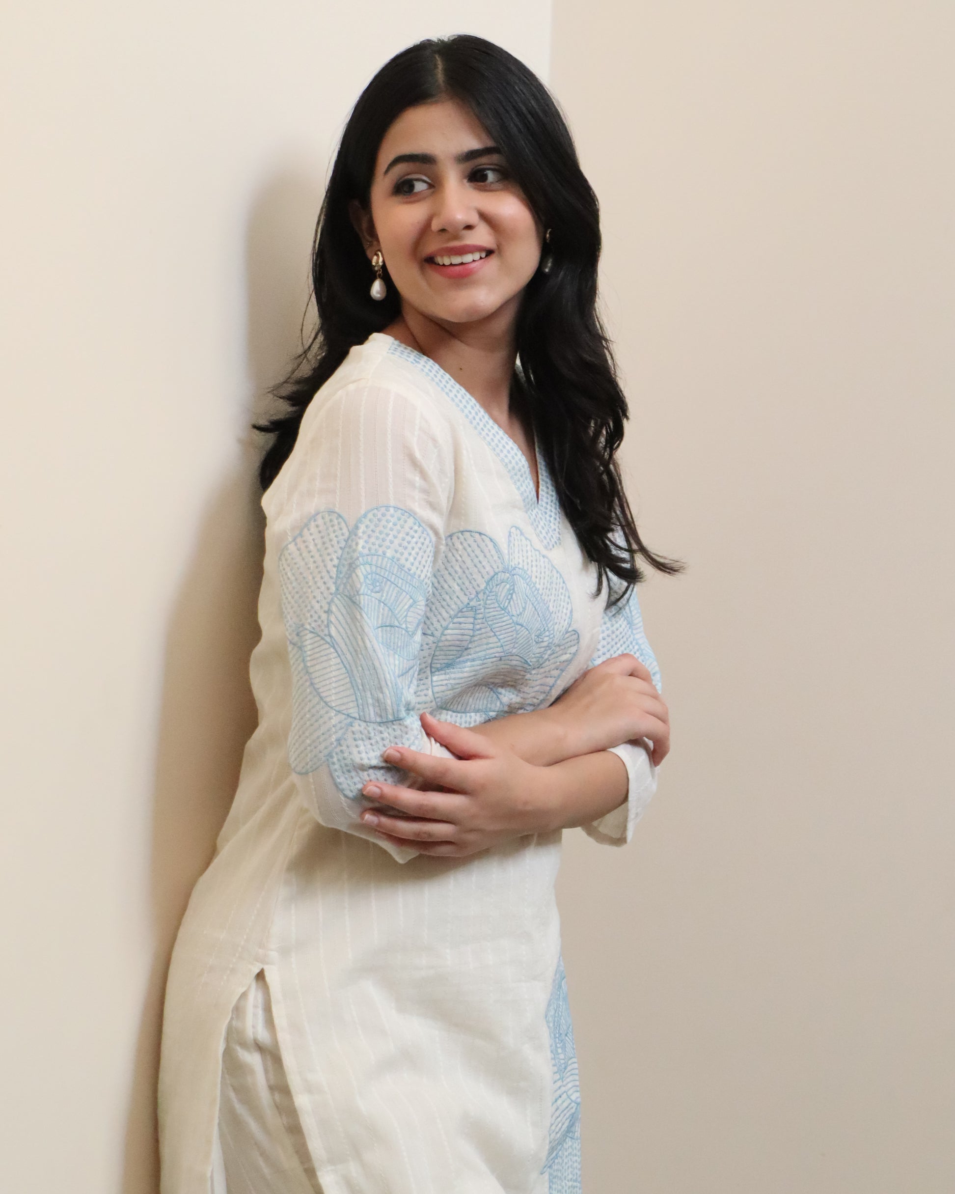 Blue Thread Kurta Set