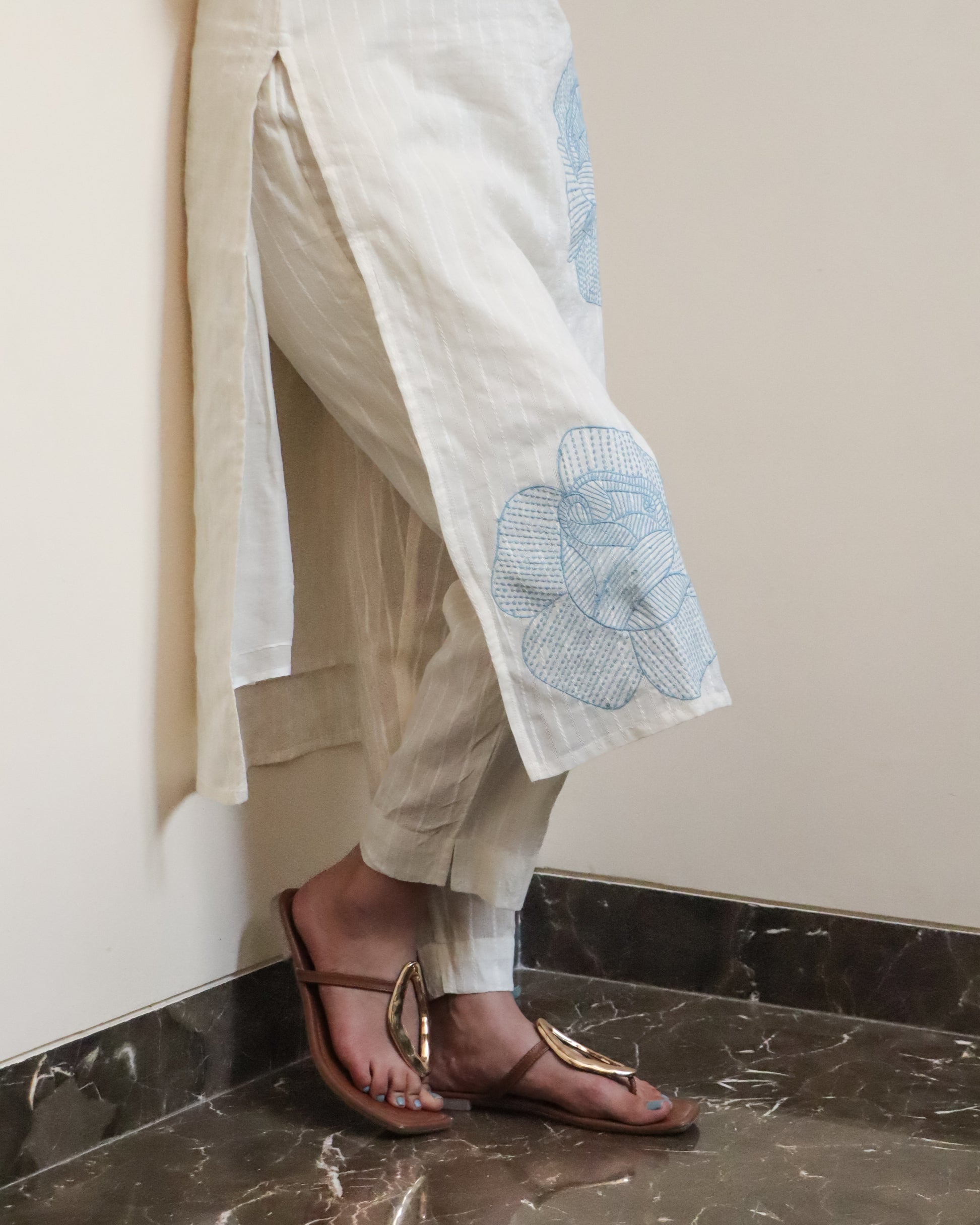 Blue Thread Kurta Set