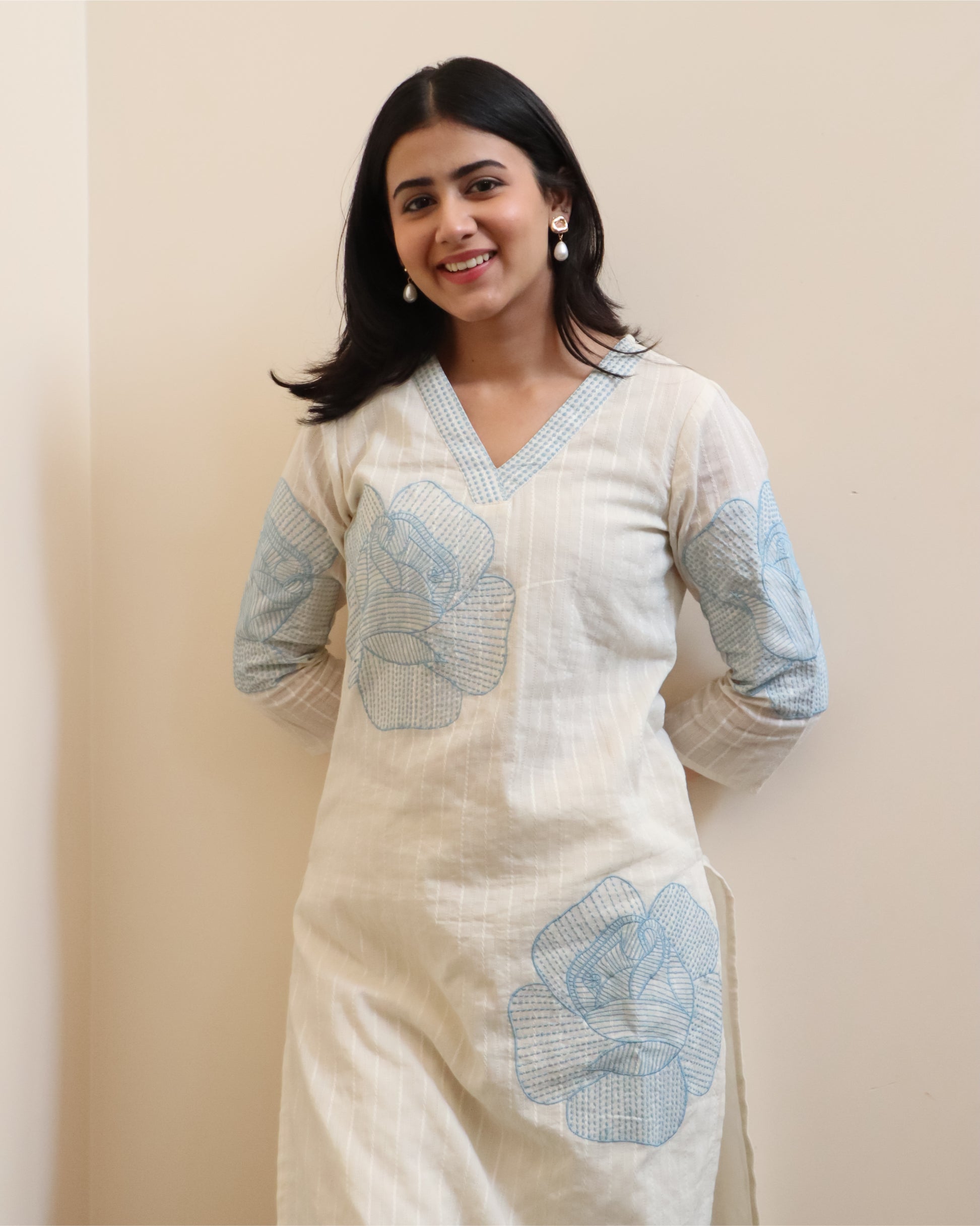Blue Thread Kurta Set
