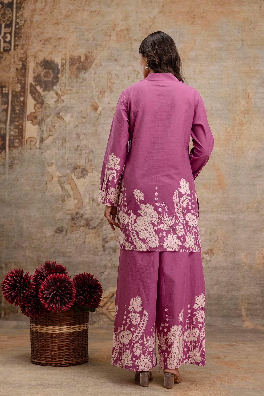 1. Back view of mauve floral printed cotton kurti and pant co-ord set  
2. Mauve ethnic co-ord set with white floral block print – rear angle  
3. Pure cotton kurti set in mauve with printed back and wide-leg pants  
4. Mauve kurti with floral back design and straight pants – ethnic wear  
5. Back side of two-piece mauve kurti set with detailed white motifs  
6. Mauve full-sleeve kurti and trousers with floral prints on back and cuffs  
7. Elegant mauve kurti set for women – cotton fabric, back floral view 